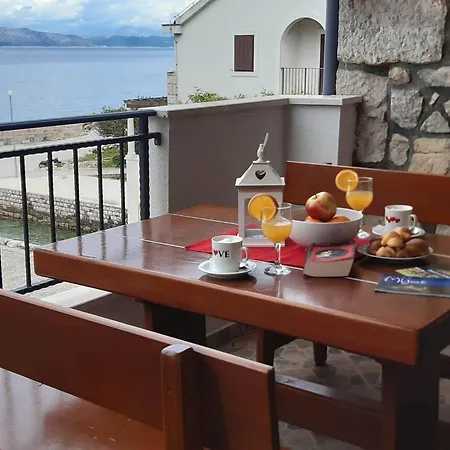 Cumbelic - One Bedroom With Balcony And Sea View A2 Kozarica